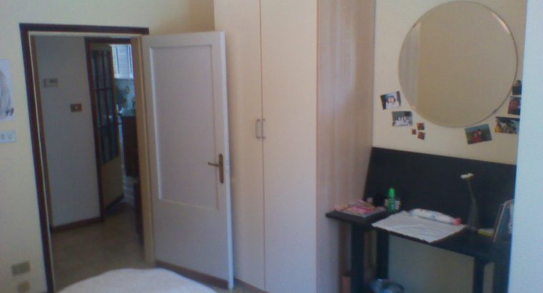 Affitto a Firenze Stanza singola o doppia in appartamento condiviso