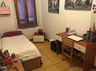 Affitto camera singola Pisa eur 250/mese. solo per studentesse o ragazze lavoratrici