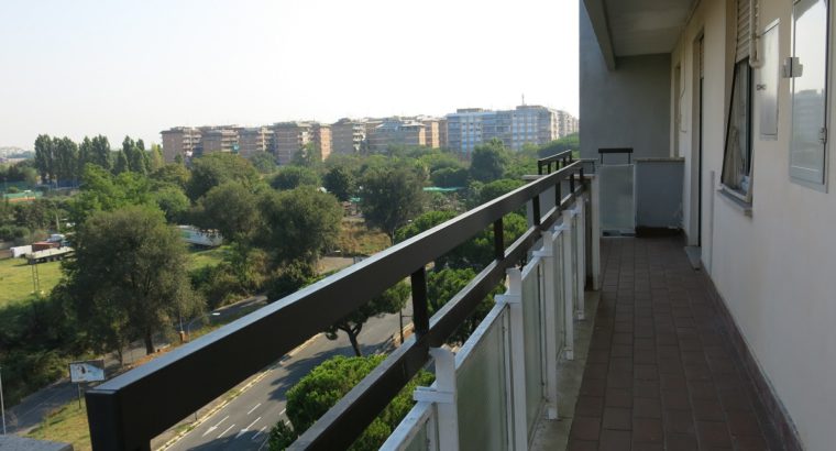 Affitto Roma due camere singole per studentessa con balcone