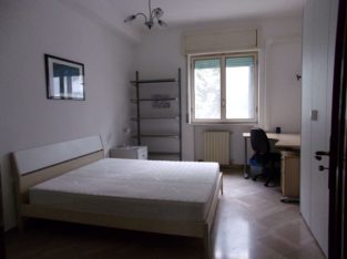 Affitto Brindisi camere matrimoniali ad uso singolo in appartamento condiviso
