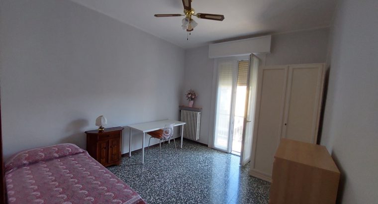 Piacenza Affitto 4 camere singole in 2 appartamenti in palazzina indipendente