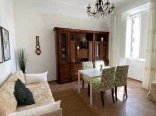 Cozy and bright apartment of 65 square meters located five minutes from San Giovanni