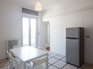 Appartamento in affitto a studenti in via Promis (piazza Plouves – piazza Narbonne)